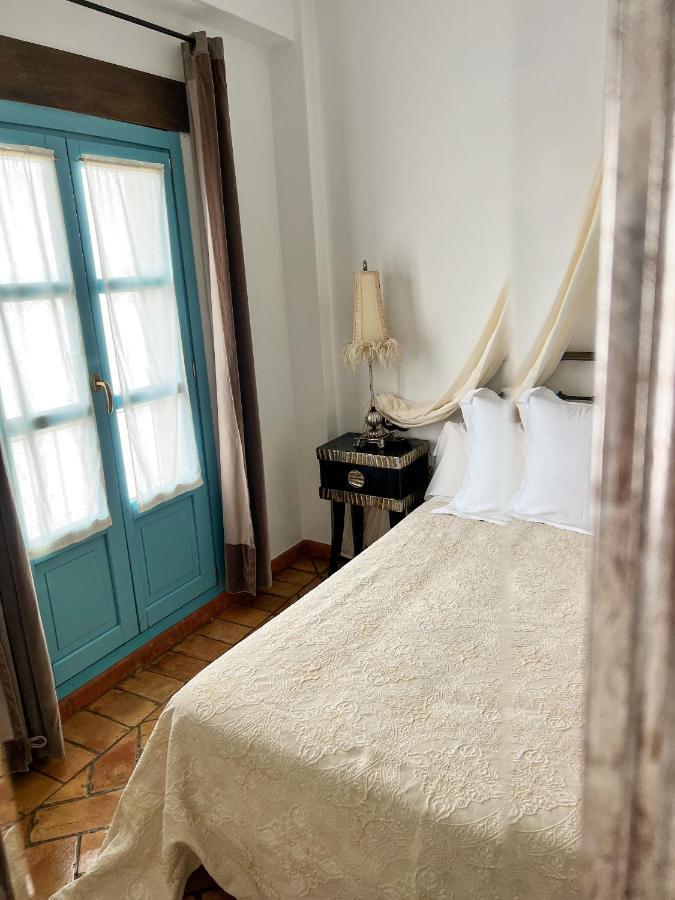 Hostal Servilia Кармона Екстер'єр фото