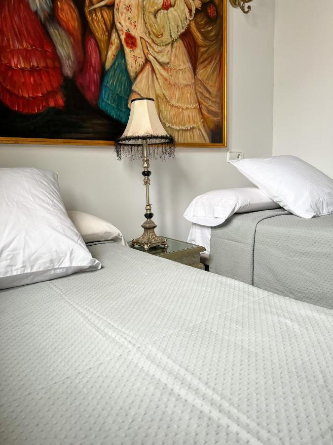 Hostal Servilia Кармона Екстер'єр фото