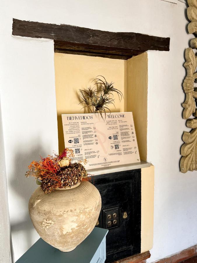 Hostal Servilia Кармона Екстер'єр фото