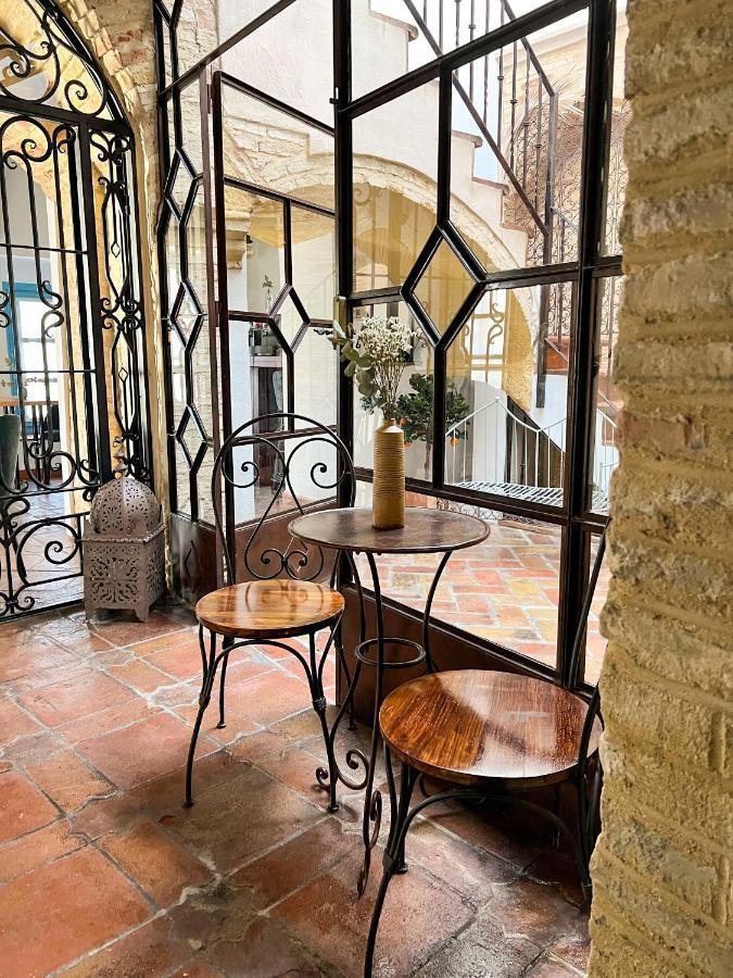 Hostal Servilia Кармона Екстер'єр фото