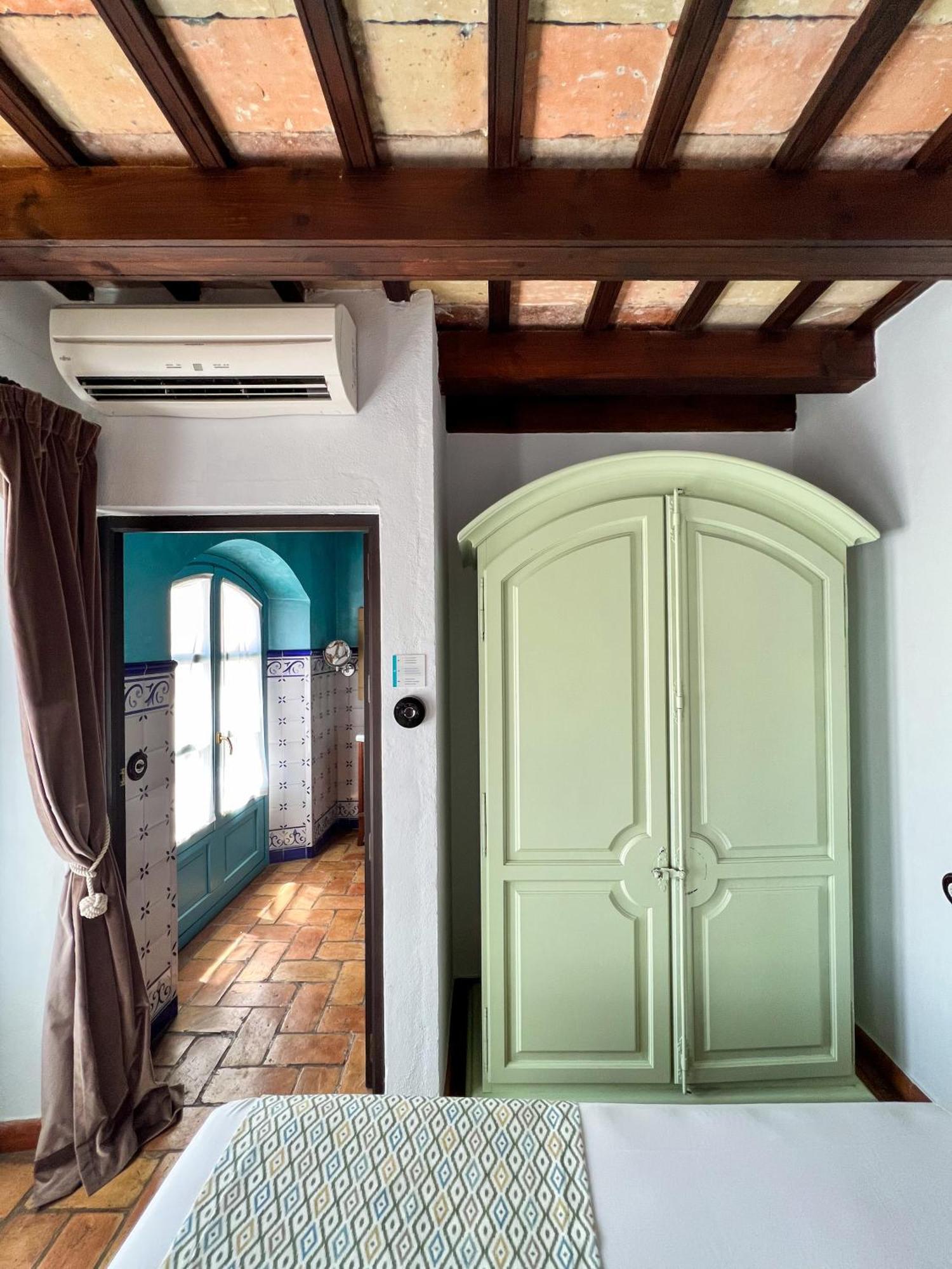 Hostal Servilia Кармона Екстер'єр фото