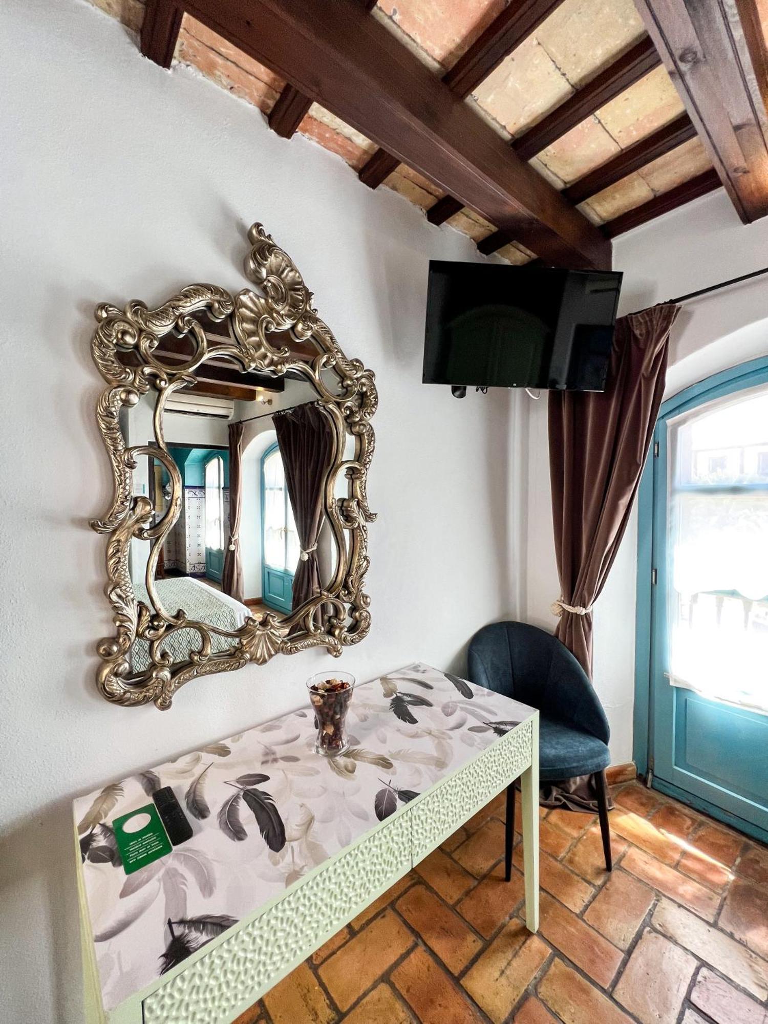 Hostal Servilia Кармона Екстер'єр фото
